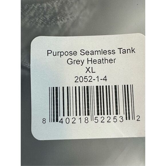 FourLaps NWT size XL Purpose Seamless Tank- Heather Grey - Picture 7 of 7